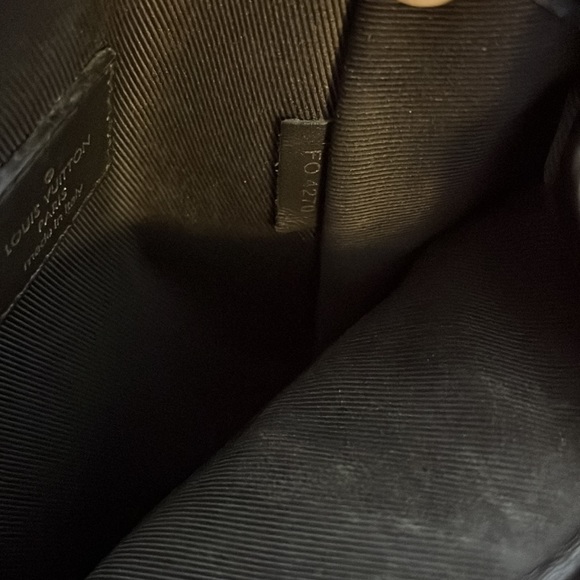 Louis Vuitton Amazon messenger Monogram Pastel men’s Shoulder Bag Noir - Picture 6 of 8